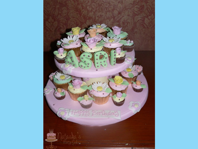 Bday Cupcakes (8)